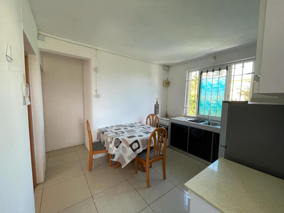 Pereyber 2 Room Appartment Pereybere Beach Exterior foto